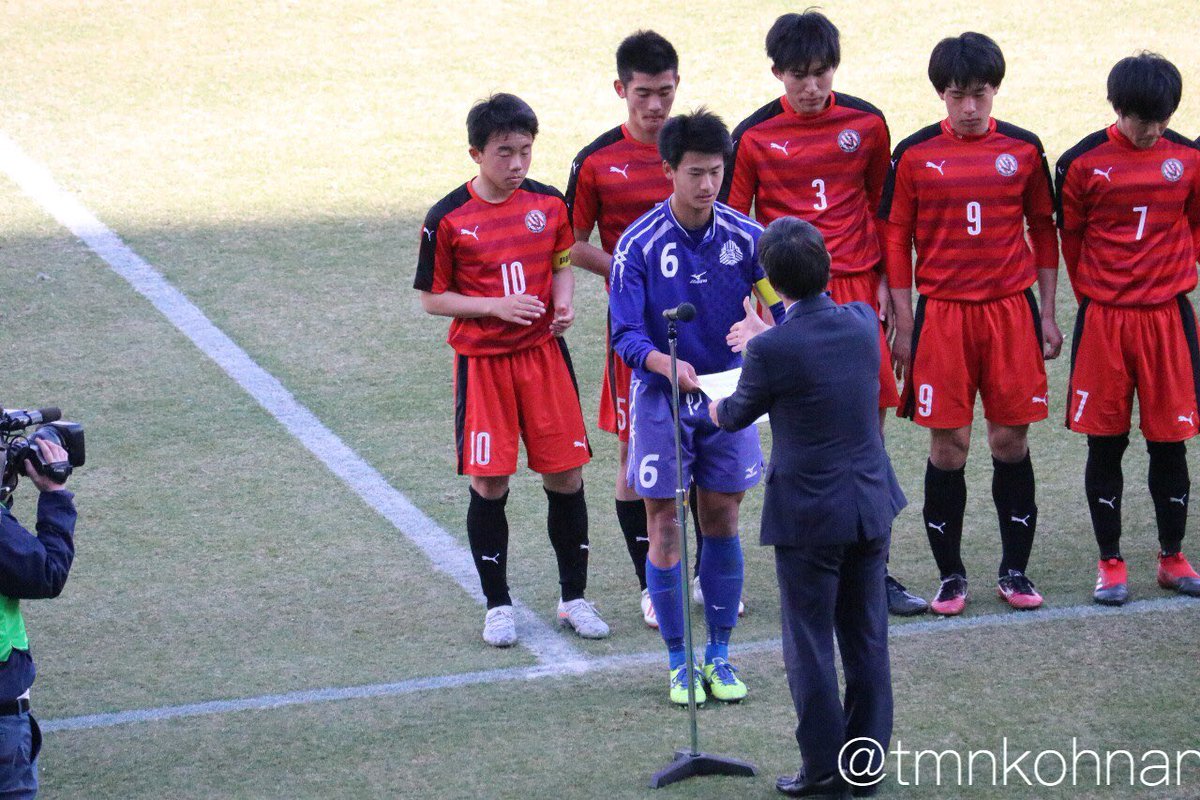 玉野光南サッカー部 サポーター 岡山県高校サッカー新人戦大会 決勝 玉野光南 ４ ２ 就実 多くの光南生 Ob 保護者の皆さんの沢山の応援のおかげで優勝することが出来ました これからも光南サッカー部の応援よろしくお願いします