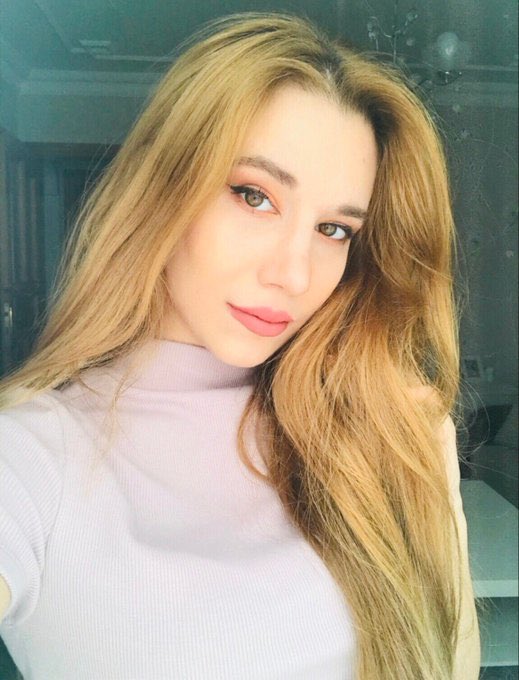 BarbiesTurkey's tweet photo. Tw/ @b_busrasahin 🧡🧡🧡 https://t.co/NcFllAms1A