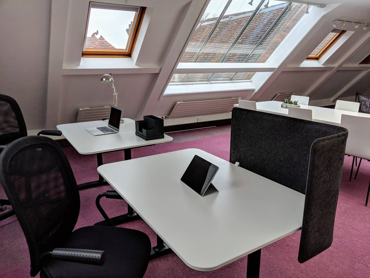 10uclfarnham's tweet photo. Co-working isn't just for solo-preneurs. J works in London for the UK government, but when she works remotely she bases herself in 10UCL. https://t.co/Z4yy3y1LEP #coworking #hotdesk #EndTheCommute https://t.co/ZIM20dgZnf