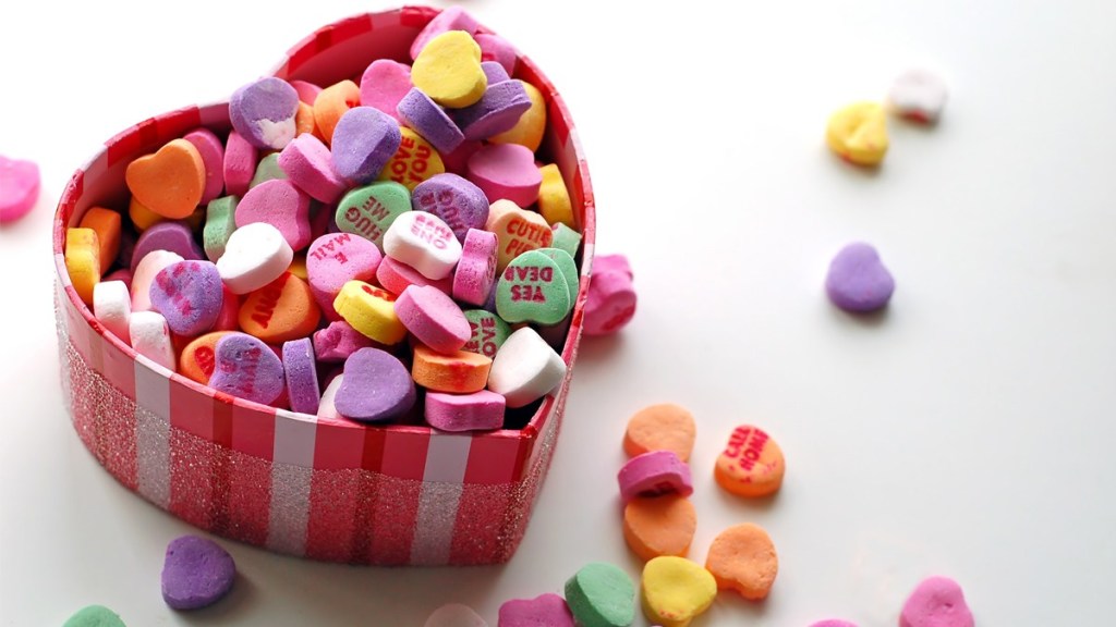 WomanTimeAR's tweet photo. ¿Quién fue San Valentín y por qué se celebra el 14 de febrero el Día de los Enamorados? https://t.co/yc6aLSVyp6 https://t.co/rNXWl58jfr