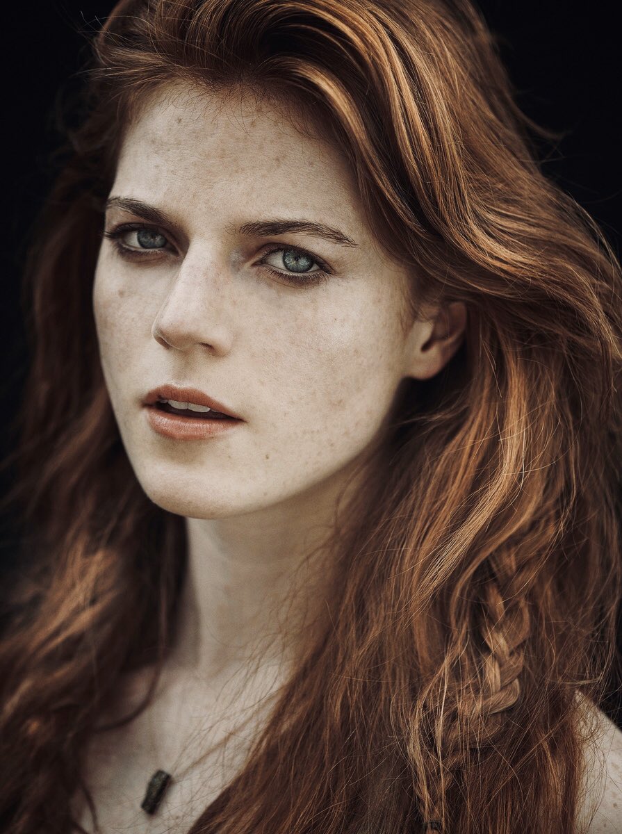    Happy 33rd Birthday to Rose Leslie who was born on February 9, 1987 ! 