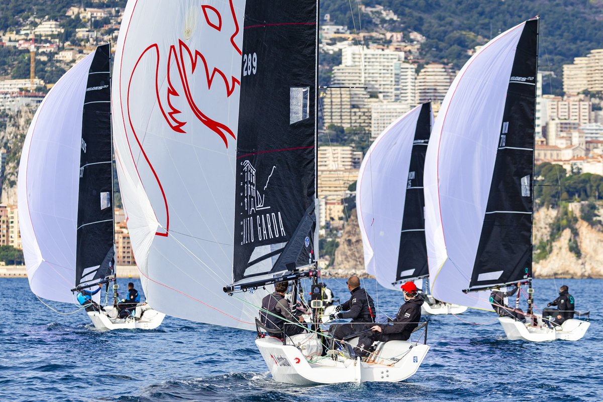 yachtclubmonaco's tweet photo. PRIMOCUP2020 🏆 #Melges20⛵ Valentin Zavadnikov remporte la régate après une ultime victoire lors de la dernière manche 🇲🇨 2/ #AlexTeam - Alexander Mikhaylik 3/ #Path - Anatoly Karachinsky 🎉 #PrimoCup2020 #Sailing #YachtClubMonaco @melgeseurope #creditsuisse #slam https://t.co/xk4Yyg23XV