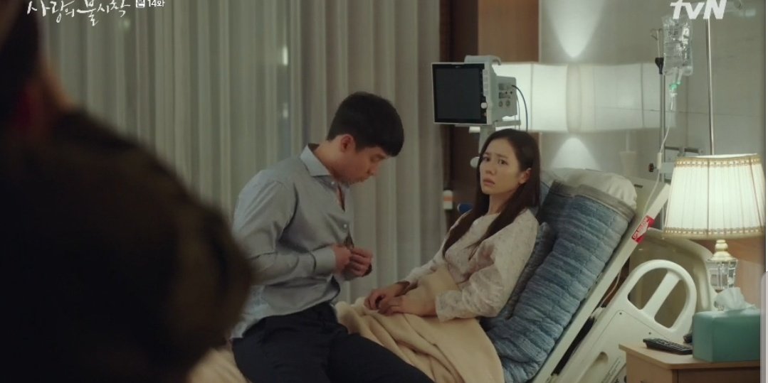 Сон йе джин kiss. Аварийная посадка любви дорама полет. Аварийная посадка любви поцелуй. Хён бин дорама. Фильм new korean mix.