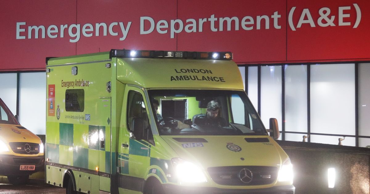 Please spare a RT for all the NHS staff who are braving the weather today to ensure people receive the care they need.

Huge thanks to all of you and please do take care.

#StormCiara