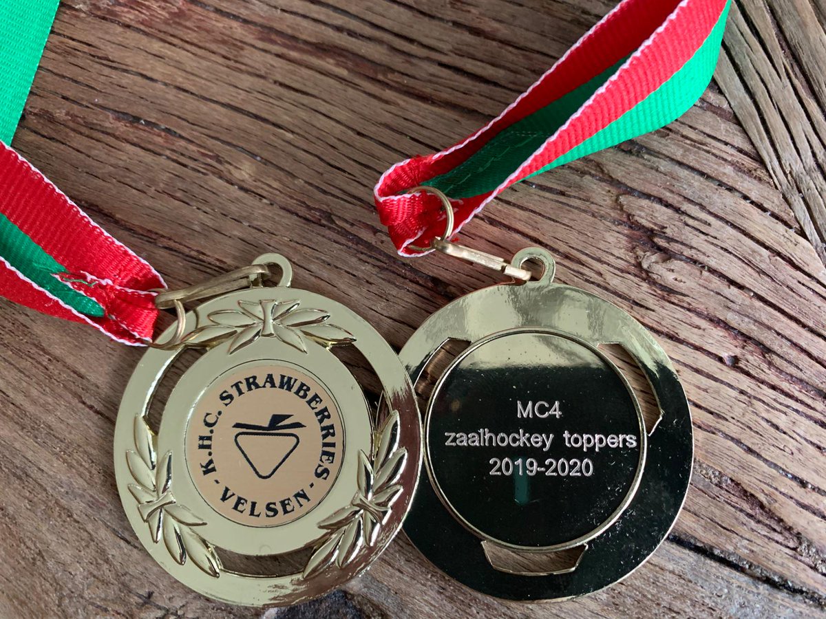 <a href="/Strawhockey/">KHC Strawberries</a> MC4 hockeytoppers!!!!