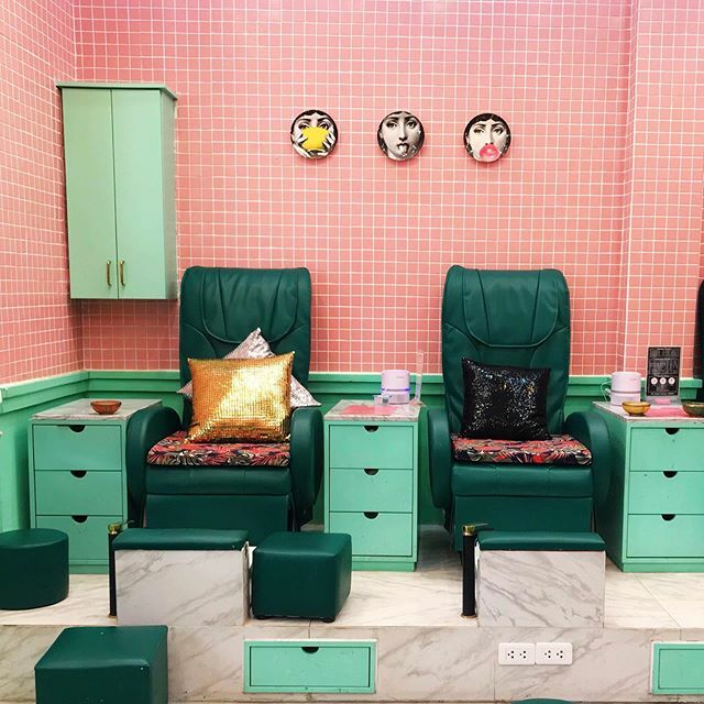 My pedi here cost £4 😄 I do love Vietnam sometimes 💅🏻
#saigon #hcmc #hochiminhcity #nailbarsaigon #thaodien #pedicuresaigon #pedicure #vietnamnow #pinktiles #pinkwall #saigonexpats #fexpat #millenialpink #nailclub ift.tt/2H4PymX