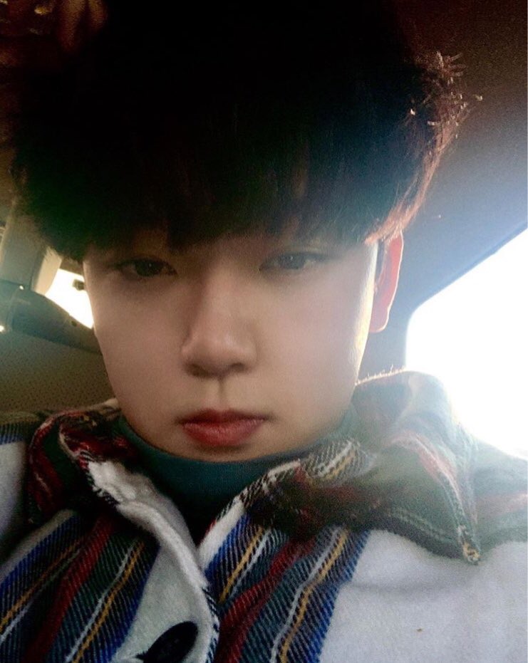 WonHong1214's tweet photo. 최원홍군 인스타스토리 업데이트
🙂➡😧➡😐
진짜..진짜 잘생김 원홍군♥
-
-
ChoiWonHong Official Instagram ➡ https://t.co/Aq1LEmVca8
-
-
#최원홍 #ChoiWonHong #崔元弘 
#チェウォノン #배우 #actor #kdrama
#복수가돌아왔다 #MyStrangeHero
#카리스마 #매력남 #예쁘다 #귀여워 
#화이팅 https://t.co/8LTHOp4jWM
