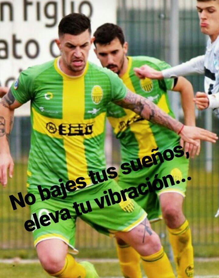 fbixs6's tweet photo. No bajes tus sueños, eleva tu vibración... 🤗💪❤ Buen Domingo @LuifaGal ❤️ Y queremos!!!! 😘😘❤ https://t.co/zt90mTZDp0