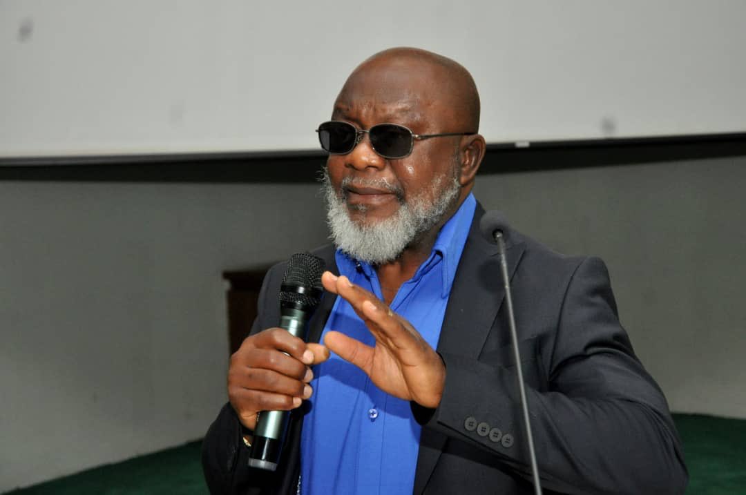 thekolahassan's tweet image. Damn! Kola Hassan’s too fresh 🥶🥶🥶 ( better ignore the mic)