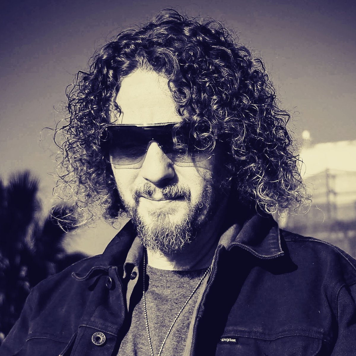 CrimsonSymphony's tweet image. Change the World Today By Changing Yourself. #unplugfromthematrix #massmediamafia