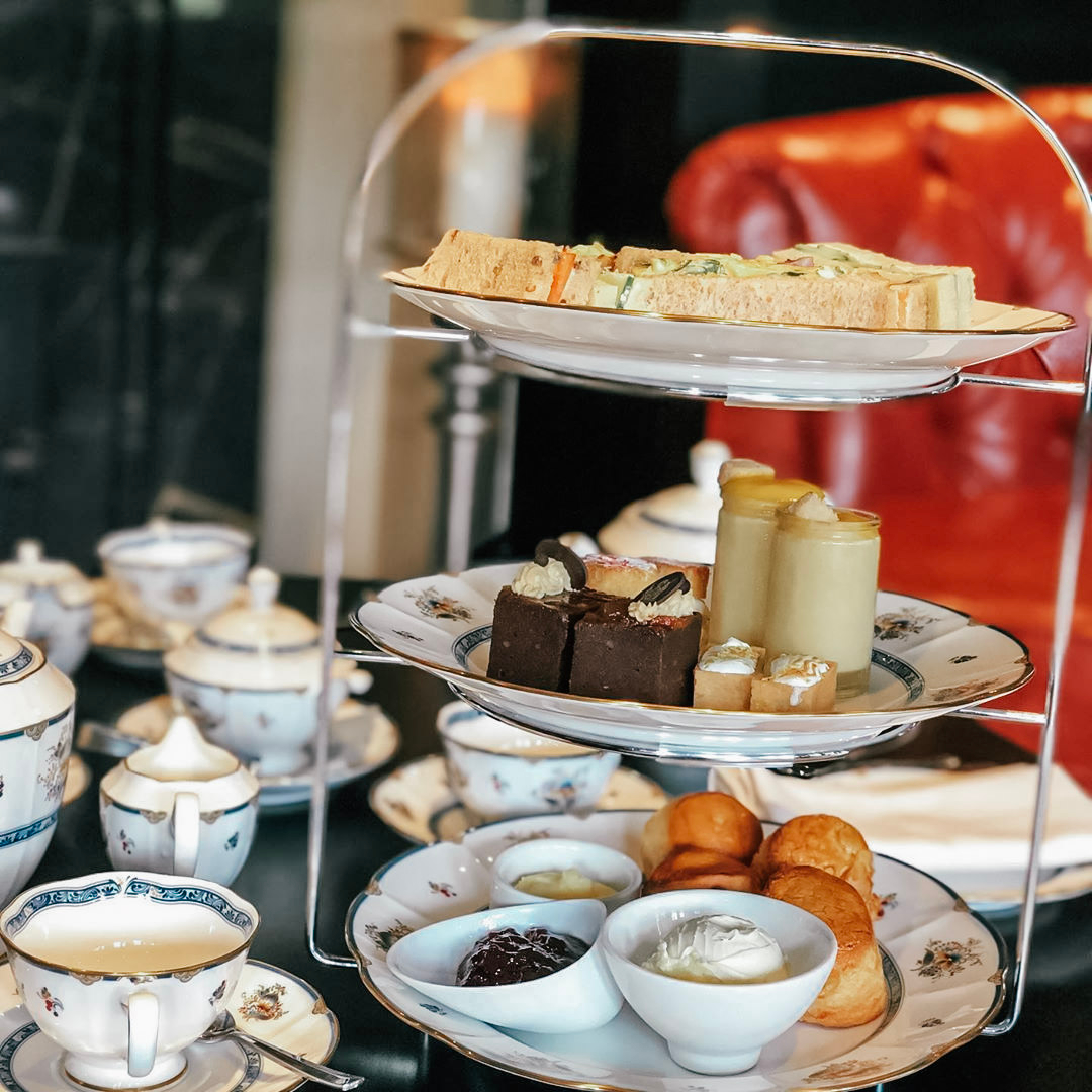 Tea time - a hug for the soul and spirit. Come to Monkey Island Brasserie for heartwarming refreshments and bite-sized delicacies to sweeten your day! 

📸: @zair_london

#MonkeyIslandEstate #MonkeyIslandLife #YTLHotels #YTLTravels #Bray #VisitWindsor #Berkshire