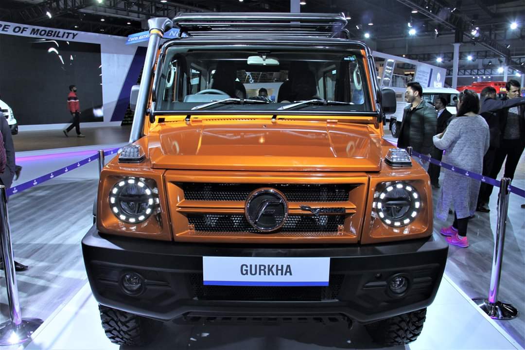 ForceGurkha4x4's tweet photo. The new Gurkha Standard has a powerful FM 2.6 CR, 90hp BS6 engine and a new high strength C-in-C chassis, making it the most capable off-roading vehicle in the country. #AutoExpo2020 #AE2020 #FMLAtAE2020 #NextGenMobilitySolutions https://t.co/RhPRKoEGT2 https://t.co/pknxgs70SQ