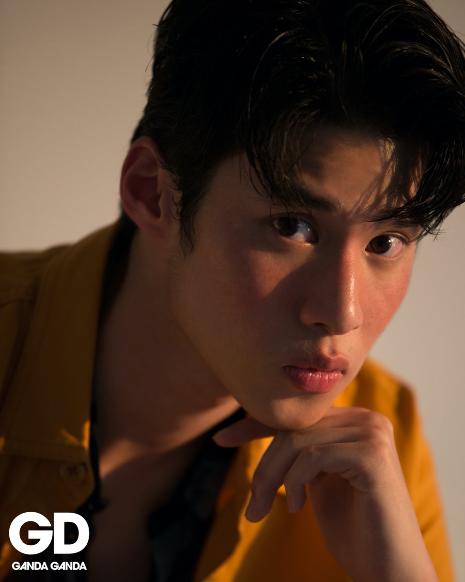 _GANDAGANDA_'s tweet photo. #GDGDISSUE cover with @peakpeemapol
•
1 ในแบบของ cover เราเดือน กพ นี้ ที่เราว่า วันวาเลนไทน์คือวันสำหรับทุกเพศ
•
เลยเป็นที่มาของธีม Genderless พีคเป็นนักแสดงที่เริ่มจาก Y Series แรก ได้กระแสท่วมท้น มีแฟนคลับไปถึงจีน และหลายๆ ประเทศ ไปดูรูป Cover ของพีคได้เลย
•
#peakpeemapol https://t.co/asFhLnTWO2