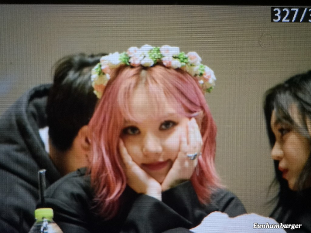 EunHamburger530's tweet photo. 200209 양천펜사 preview

@GFRDofficial #여자친구 #은하 #Eunha https://t.co/8D8ua9OUN1