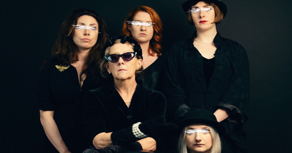 LondonTheatre1's tweet photo. What the Dolls Saw | House of Macabre | Vault Festival | Review 
https://t.co/XV11XfuRA8 
 #LondonTheatre1 https://t.co/OrG9JOkWhf