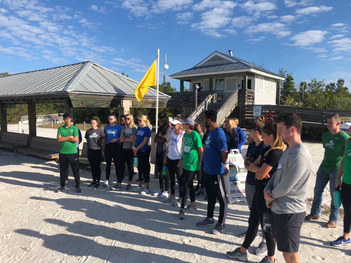 KavEagle's tweet photo. So proud of all our @FGCUEagles out early this AM to help clean up beach @ Lovers Key.  Thanks to @eagles_council &amp; leader @jahanrajaee &amp; Co!  #WingsUp #HailToTheEagles #ProtectingOurEnvirons #GivingBackToThe239 #WeAreFGCU 🦅🌴🤙 https://t.co/Wh9ljlUgr7