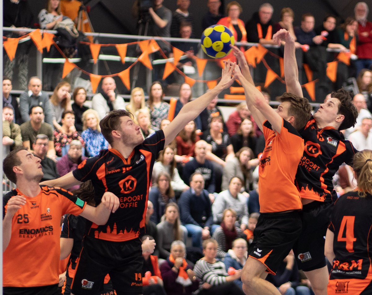 GKV ENOMICS GRIJPT DE MACHT - gkv-gorinchem.nl/wedstrijdversl…