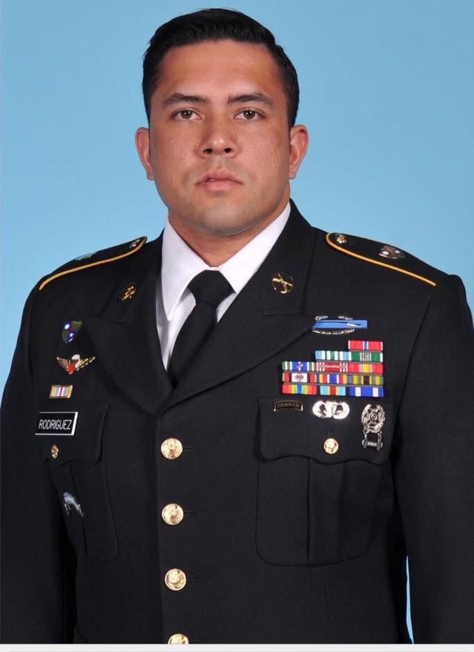 News4SA's tweet photo. 🙏THANK YOU FOR YOUR SERVICE🙏
These are the two U.S. soldiers killed in Afghanistan. 

#RIP- Sgt. 1st Class Javier Jaguar Gutierrez, 28, of #SanAntonio, #Texas.

#RIP - Sgt. 1st Class Antonio Rey Rodriguez, 28, of Las Cruces, New Mexico.

PHOTOS: Department of Defense https://t.co/m7GBLbkz3X