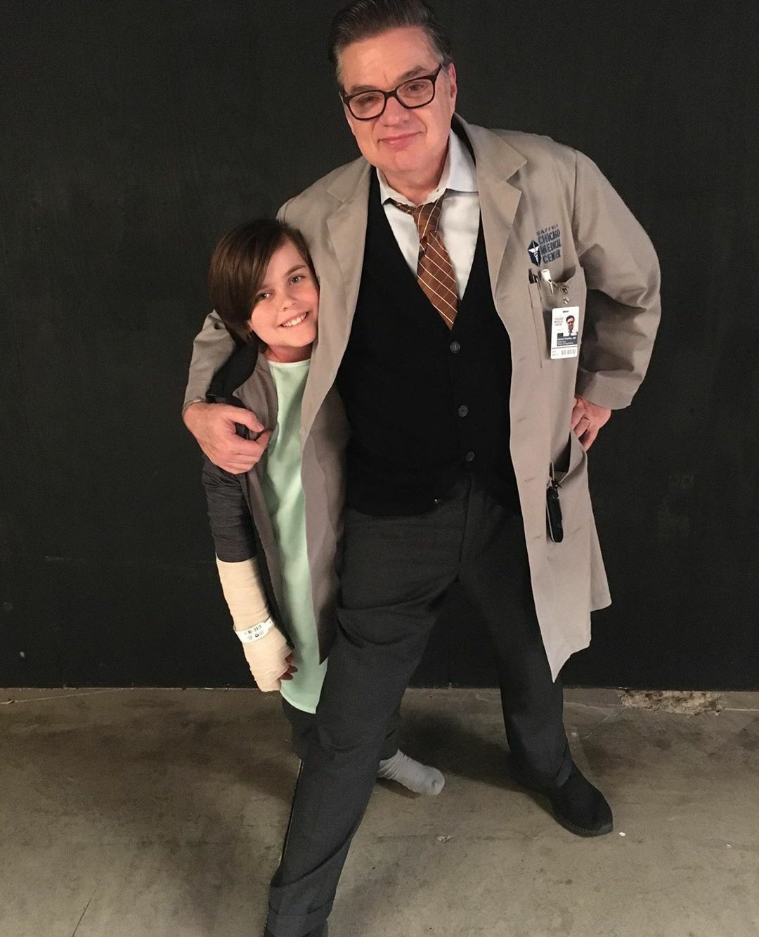 One Chicago Updates على X: "📷 | Brian Tee and Oliver Platt behind the scenes of Chicago Med. (c) ig: theoilfairyeducator https://t.co/eYX5IVI4mw" / X