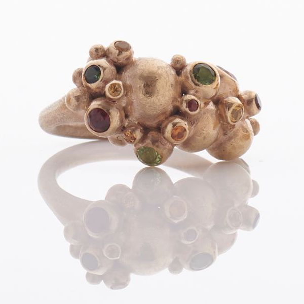 Sp-Ring Exhibition 2020 opens Friday 14th February at Anne Morgan Jewellery, with exclusive new collections from Ulla Hornfeldt, Natalie Jane Harris, Justin Duance, Roxanne Gilbert, Helen Brice, Yen &amp; Deborah Cadby.- mailchi.mp/58026144b7eb/s…