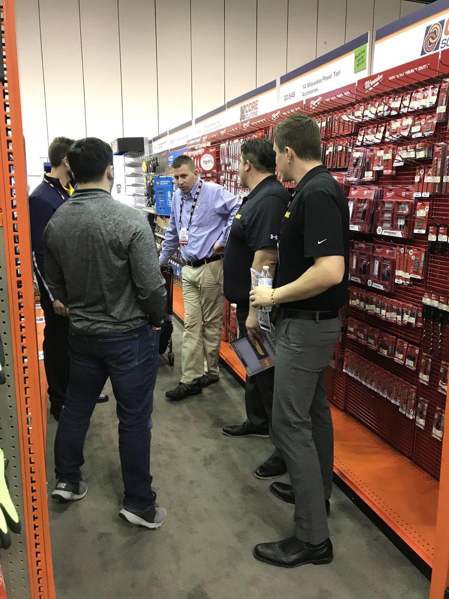 doitbestcorp's tweet photo. This weekend, we’re showcasing the best of the best in hand and power tools in our Core Solutions exhibit. Members can walk the aisles, then speak with our team to ensure they’ve got the most up-to-date assortments in their stores. https://t.co/sYx71M5n2j #DoitBestMarket https://t.co/6Ssev8EfNx