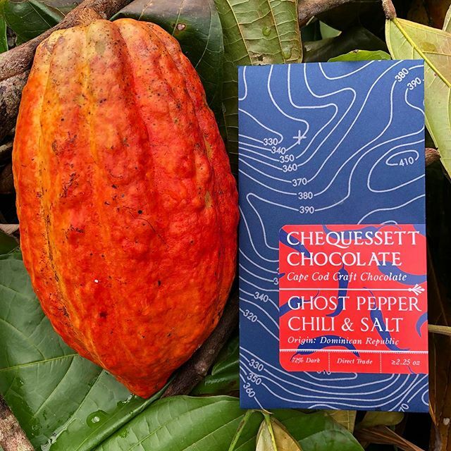 Looking to turn up the heat this Valentine’s Day? 🔥 Try our Ghost Pepper Chili 🌶 &amp; Salt Bar - a balanced blend of sweet, salty and heat just like the perfect date #sayitwithchocolate #valentinesday #craftchocolate #turnitup #beantobedroom