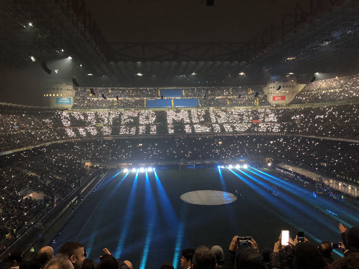 Photo: Curva Sud insult Inter fans with display using phone lights ...