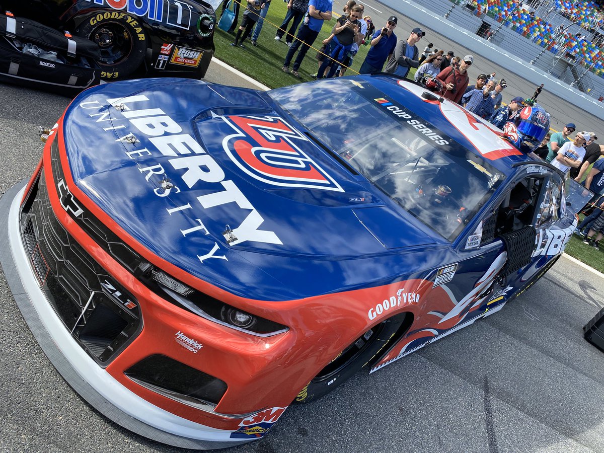 TeamHendrick's tweet photo. These Chevys are ready to hit the track for 75 laps of superspeedway action @DISupdates! https://t.co/8YMP6lm2XK