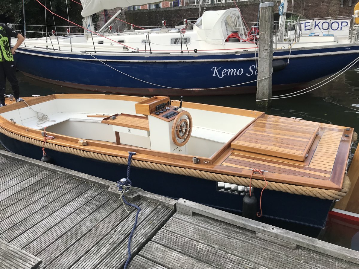 bootveiling's tweet photo. BOAT OF THE DAY - Sloep motorboat in online auction: February 24th. Visit the website to make an appointment for the viewing day at February 22 in Lutjebroek The Netherlands. View all the auction details on the website. #Bootveiling #Sloep #Dinghy https://t.co/TYVOvc2gG3