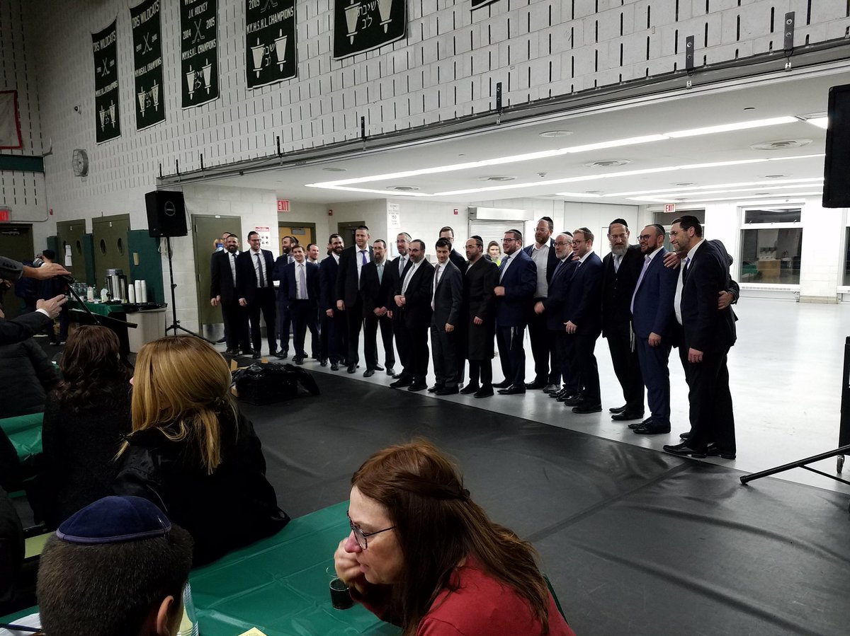 Honoring the beloved and singular <a href="/DRSHALB/">DRS Yeshiva HS</a> rebbeim, the heart and soul of <a href="/DRSHALB/">DRS Yeshiva HS</a>, at last night's melave malka.