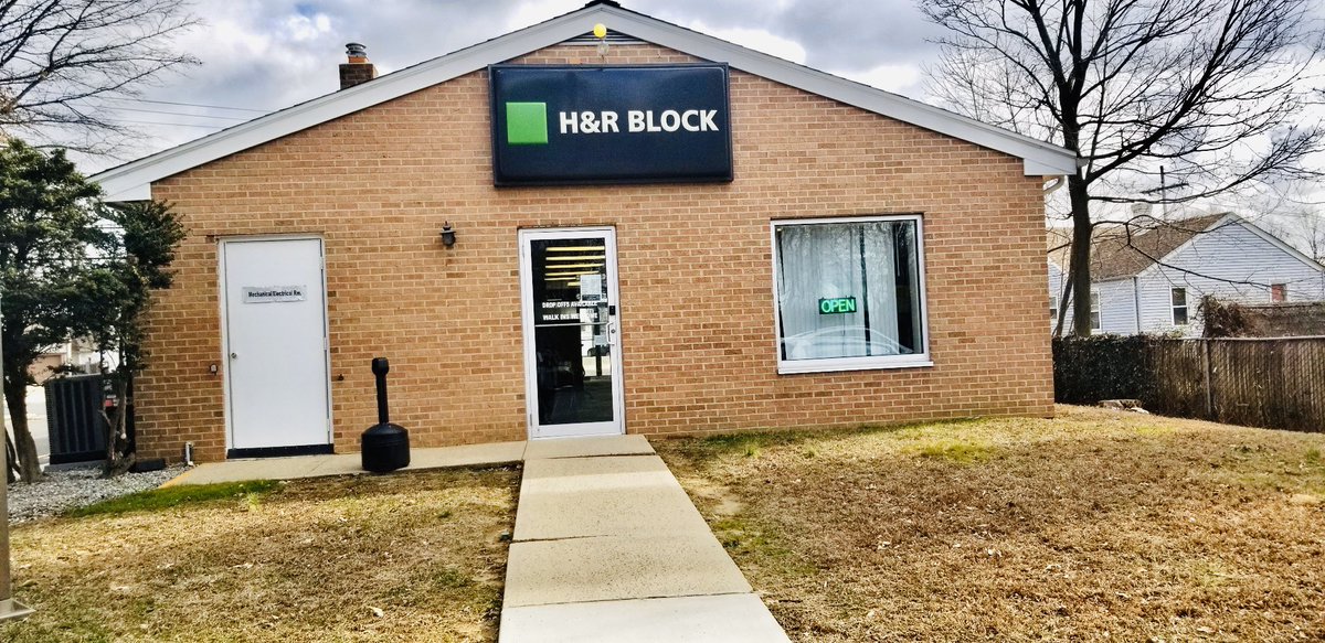 RIrarragorry's tweet photo. #BEastBrunswick introducing   #AttSignature to our friendly neighborhood @HRBlock. It’s #TaxSeason and our mission is to put more money in your pockets! #NyNjStateofMind #TheWaymakers https://t.co/EOX3ElbCbS