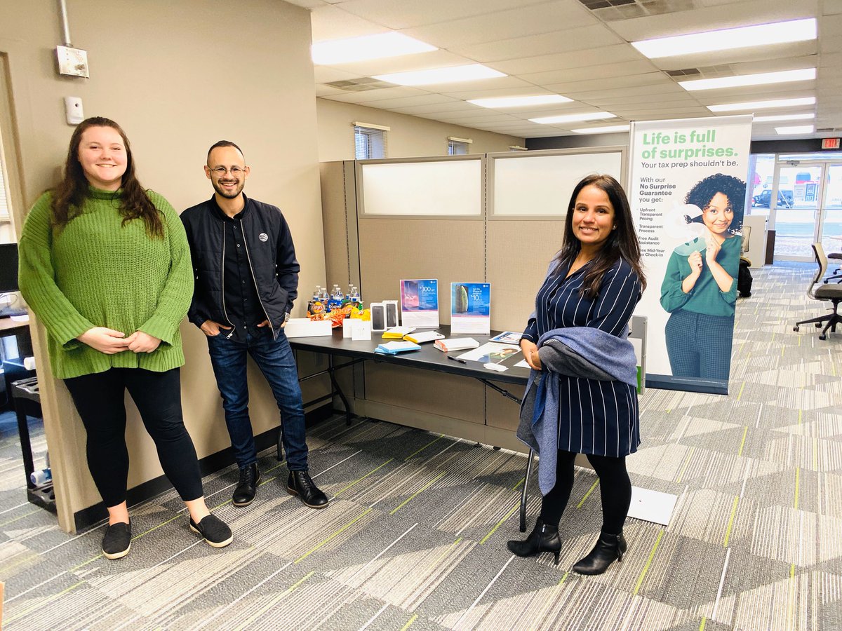 RIrarragorry's tweet photo. #BEastBrunswick introducing   #AttSignature to our friendly neighborhood @HRBlock. It’s #TaxSeason and our mission is to put more money in your pockets! #NyNjStateofMind #TheWaymakers https://t.co/EOX3ElbCbS