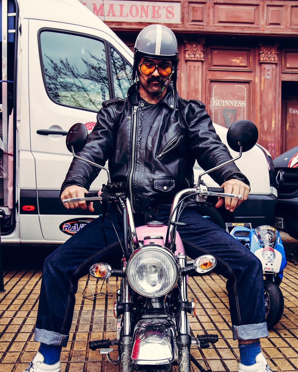 #lasonrisadelamoto tiene nombre y apellidos y es <a href="/piensaenwilbur/">Wilbur</a> así fue bautizado ayer en la 10 gala de <a href="/AMZ_Zamora/">AMZ Zamora</a>