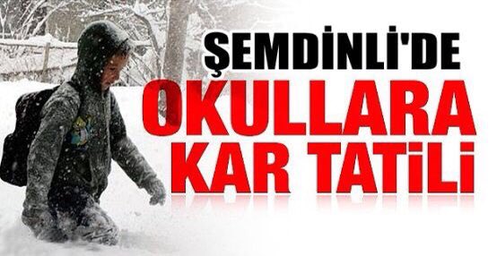 YSemdinli's tweet photo. Kar Tatili!
Tüm öğretmen, öğrenci ve velilerimizin dikkatine...      Yoğun kar yağışı ve buzlanma riski nedeniyle İl Hıfzıssıha Kurulu kararıyla Şemdinli İlçemizdeki tüm okullarda eğitim ve öğretime bir gün (10.02.2020 Pazartesi) ara verilmiştir. https://t.co/QusEIOEPEq