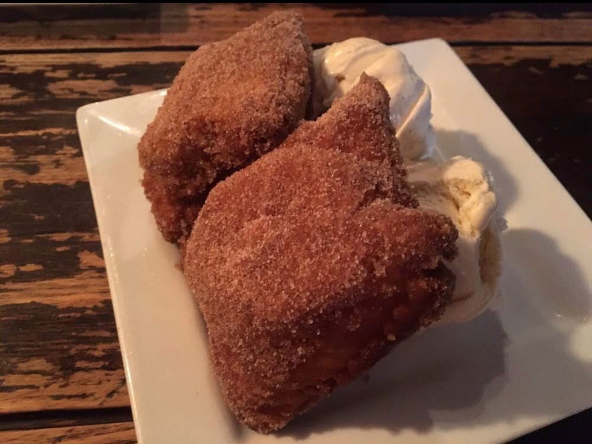 We aren’t ones to point fingers on #NationalToothacheDay 🦷 Put your #sweettooth in its place with <a href="/VillanisBakery/">Villani's Bakery</a> desserts 🧁 #clteats #localfood