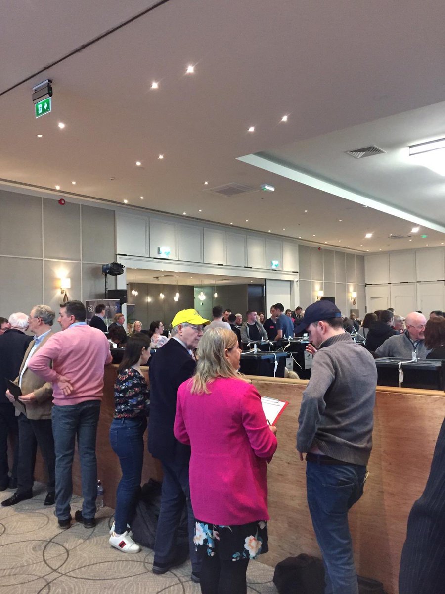 aislingbrady_'s tweet image. Delighted to be reporting for @NewstalkFM from the #SligoLeitrim constituency today. @Martin_Kenny @sinnfeinireland set to top poll. First count expected to take place at 8 or 9pm this eve. #SligoLeitrim #ge2020