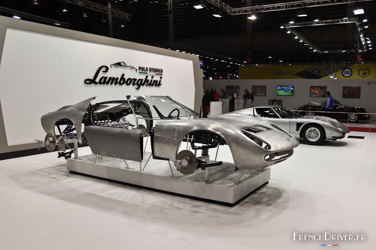 french_driver's tweet photo. #Photos : Salon #Rétromobile 2020, entre célébrations et anniversaires 🚗 
➡️ https://t.co/lzTOAE2bFv #FrenchDriver https://t.co/ry5Js7gbYR