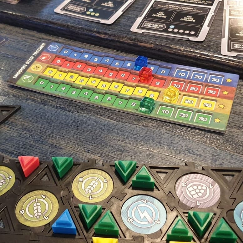 Enjoyed another close game of #LANDER at <a href="/teaandvictory/">Tea & Victory</a> this weekend! Having the new recessed mission tracker and accolades on the table was a big improvement! 😁