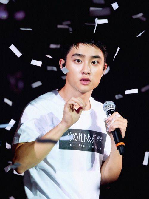 hourlykyungsoo's tweet photo. https://t.co/6doTv6FnsT