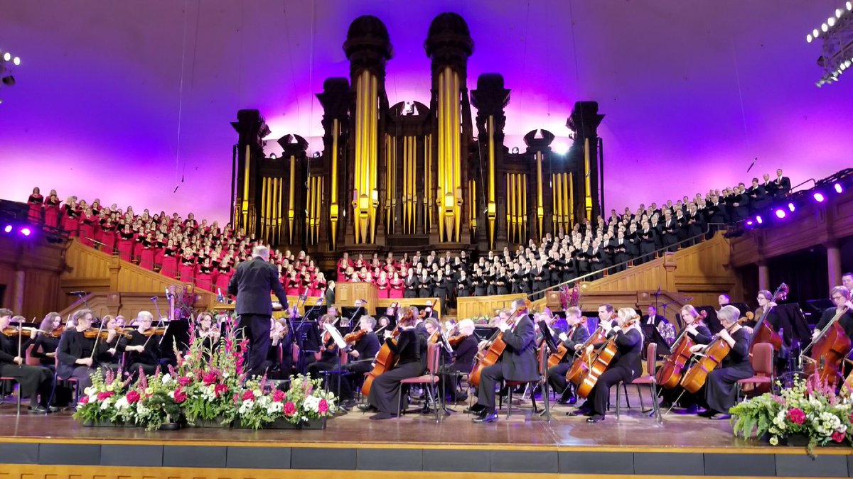 Such an amazing experience to witness this choir sing! @philipcase_usmc @JanetTxBlessed @KarenLadybug1 @tracied51 @BeeUtiful_Life @B_BNKS