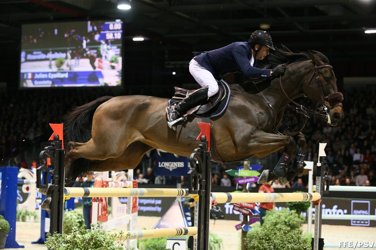 FRA_Equitation's tweet image. #Jumping Doublé des Bleus dans le Grand Prix Land Rover au @JumpingBordeaux :🥇Julien Epaillard et Queeletta, prop. Sarl Chev'el - Groupe 1🥈 Félicie Bertrand et Sultane des Ibis, prop. Geneviève Mégret du @HarasdeClarbec - Groupe 1. 💪🇫🇷 Tout savoir ➡️ bit.ly/2vViv2b