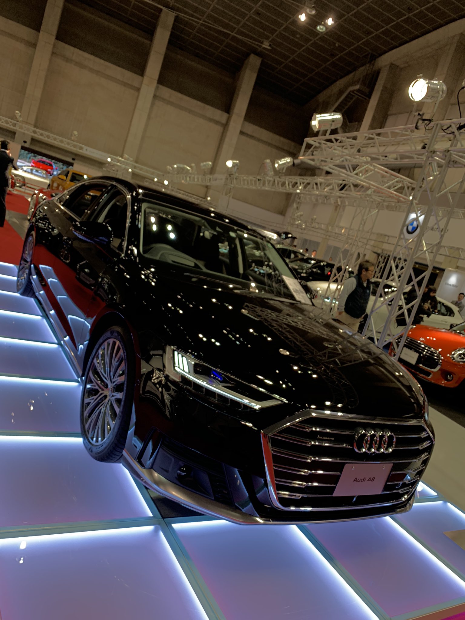 増原 翔 アウディめちゃくちゃ綺麗 A8lのテールめっちゃかっこいい Audi A8l R8spyder T Co Ng1zwpqjig Twitter