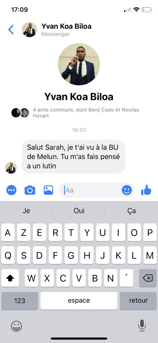 Sarah_Crd's tweet photo. Wesh je dois le prendre comment la ???? https://t.co/A5QpF7BaDh