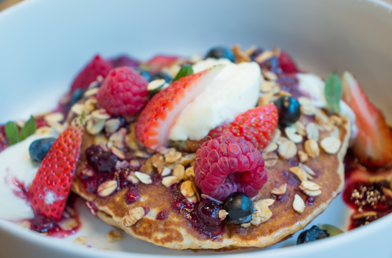 TheDetoxBarMV's tweet photo. START YOUR DAY RIGHT!  
#HealthyPancakes
Now serving breakfast from 8:00am - Saturday to Thursday. 
For FREE delivery call 3336969 https://t.co/53PKXHt1p0