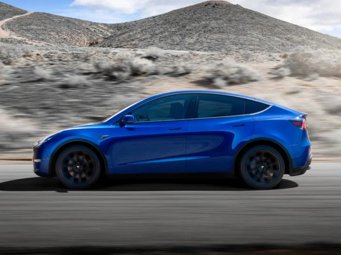 BlueChipDealers's tweet photo. Introducing the Tesla Model Y SUV, the world's most efficient SUV. The Model Y runs at the equivalent of 1.95L/100 km. That makes it’s the least energy-demanding SUV in the world. It is expected to launch next month.

#BlueChipDealers https://t.co/FC0jF6Fm8I