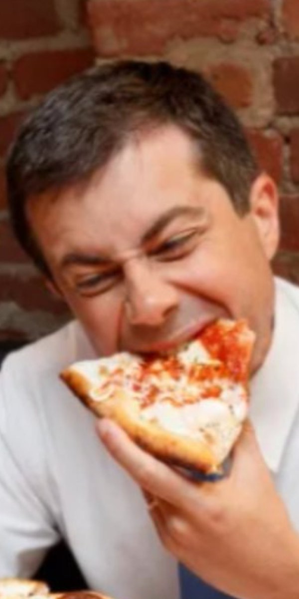 BeerdHead's tweet image. Pete-za Gate 🍕🍕🍕🍕

#PeteForAmerica #WallStPete 
#MayorCheat #Election2020