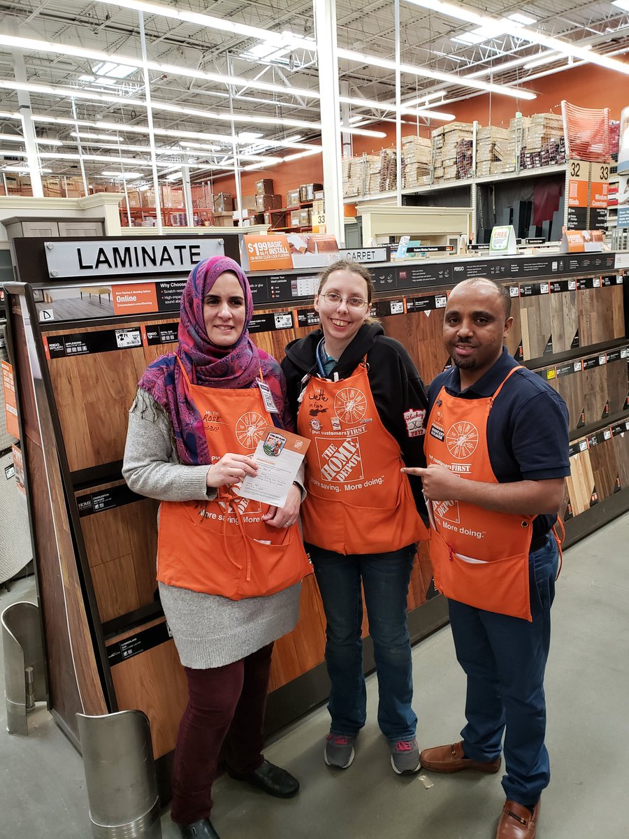 Recognizing Rose for going above and beyond to takecare of her fellow associate Jannet.  Rose is the very definition of living our values #takingcareofourpeople 
Thank you Rose for inspiring me to do better. @CollazoH @JDorseyTHD @Mikehd4605 @WebDwayne @RMoutranTHD