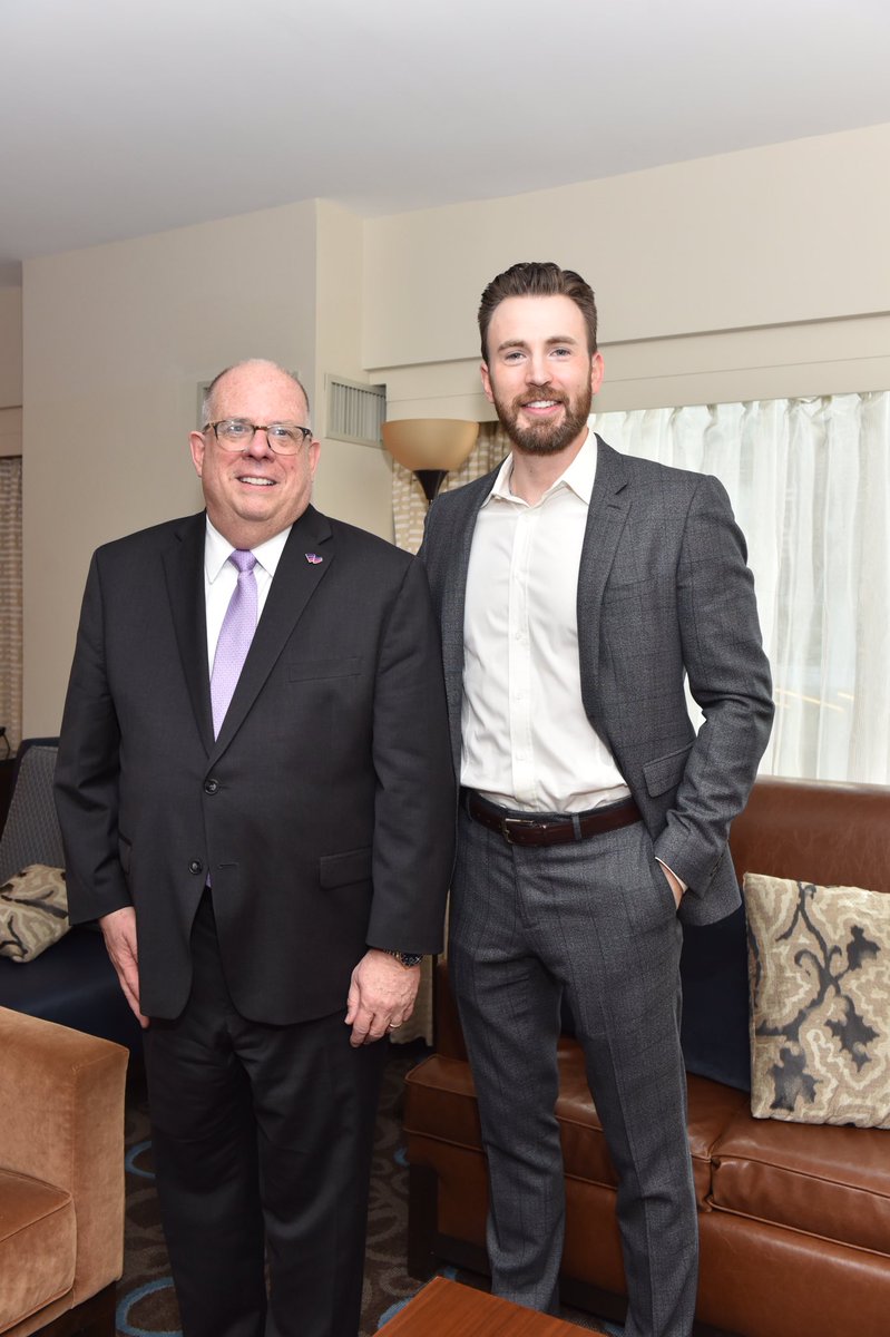 Great to talk to <a href="/ChrisEvans/">★</a> this morning for his upcoming series, “A Starting Point,” which seeks to promote respectful discourse and civic engagement. I still believe that in spite of all that divides us in America today, there is far more that unites us.