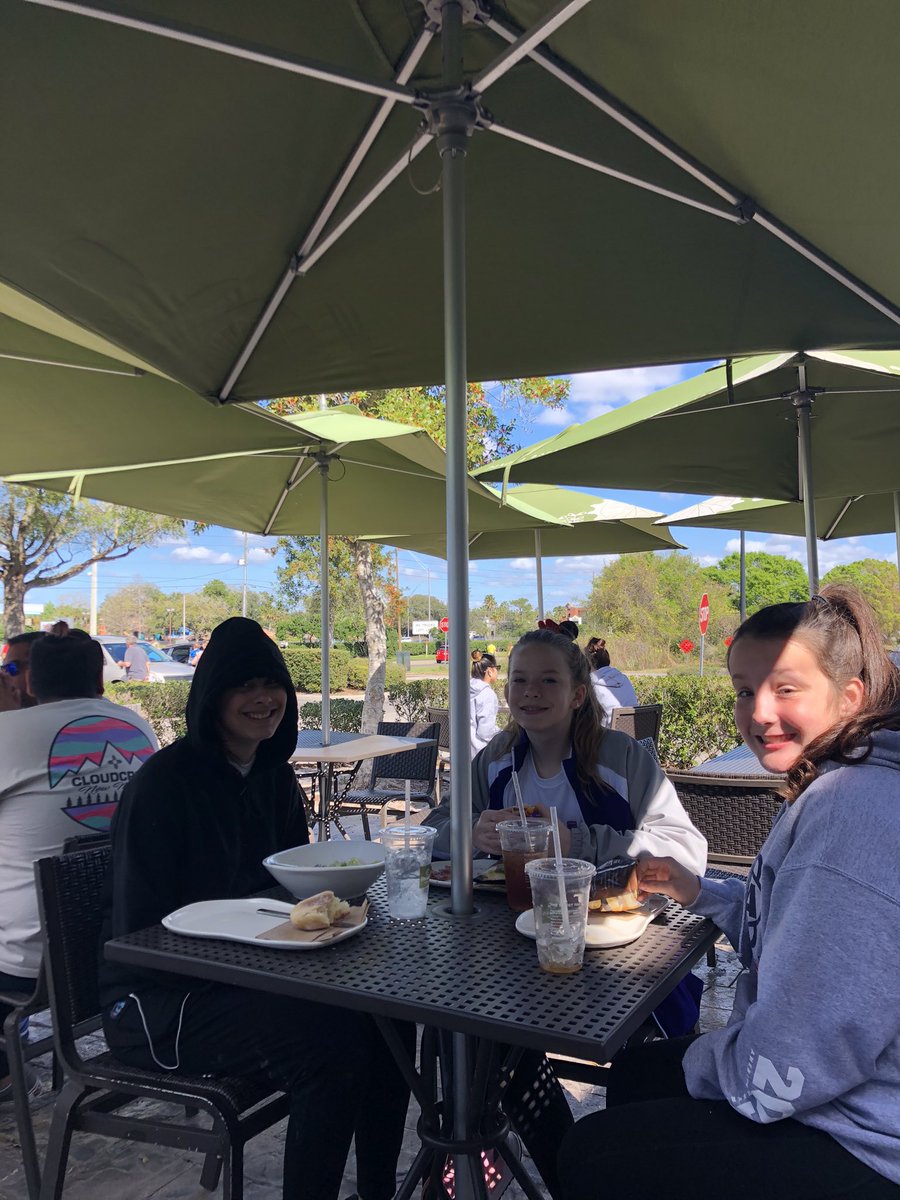 Last breakfast in Florida ! 🥯☕️