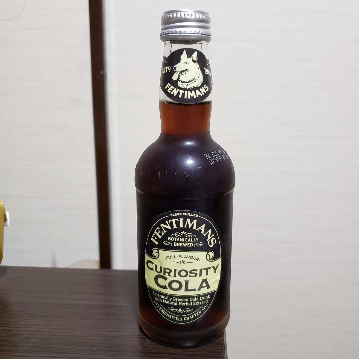 oretto's tweet image. 1本1000円(クレーンゲーム)コーラ